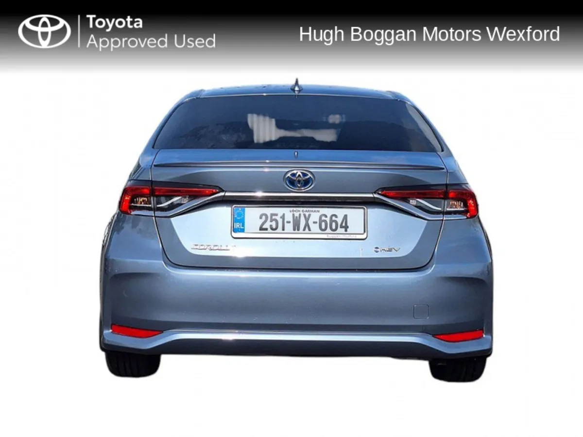 Toyota Corolla SALOON LUNA SPORT. - Image 4
