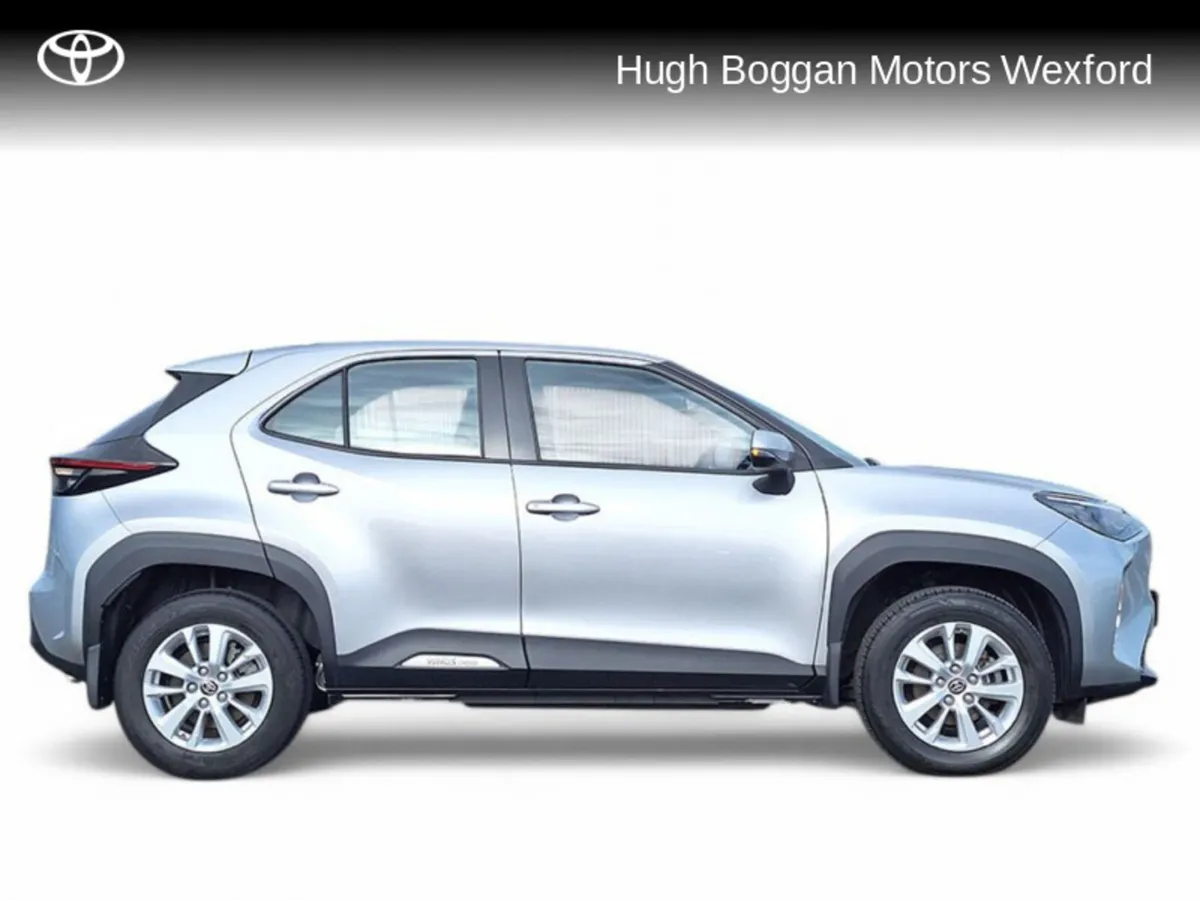 Toyota Yaris Cross LUNA HYBRID!! - Image 3