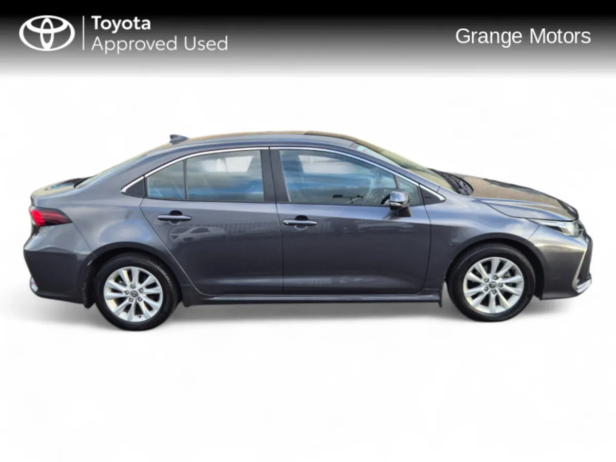 Toyota Corolla 1.8 HYBRID LUNA SALOON - Image 4