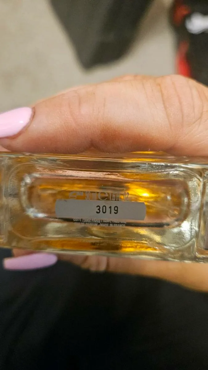 Perfume - Image 3