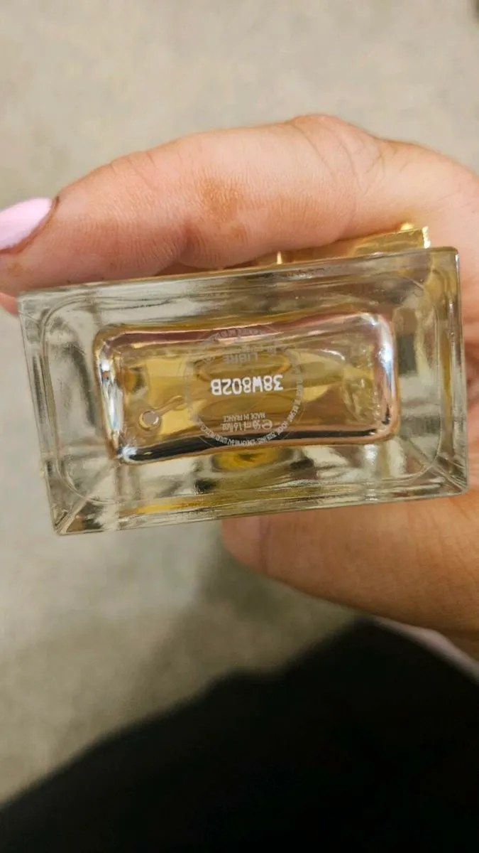 Perfume - Image 2