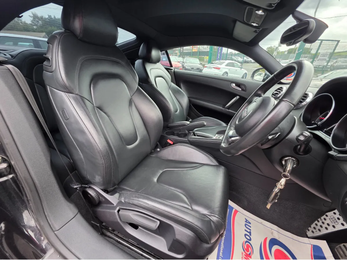 Audi TT 1.8 TFSI FULL LEATHER SEATS REV CAMERA ALL - Image 4