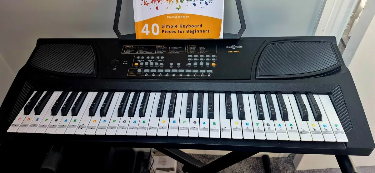 Kids keyboard, stand snd chair - Image 2