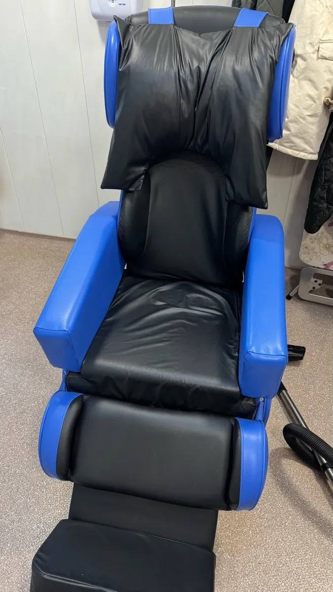 Chair - Image 3