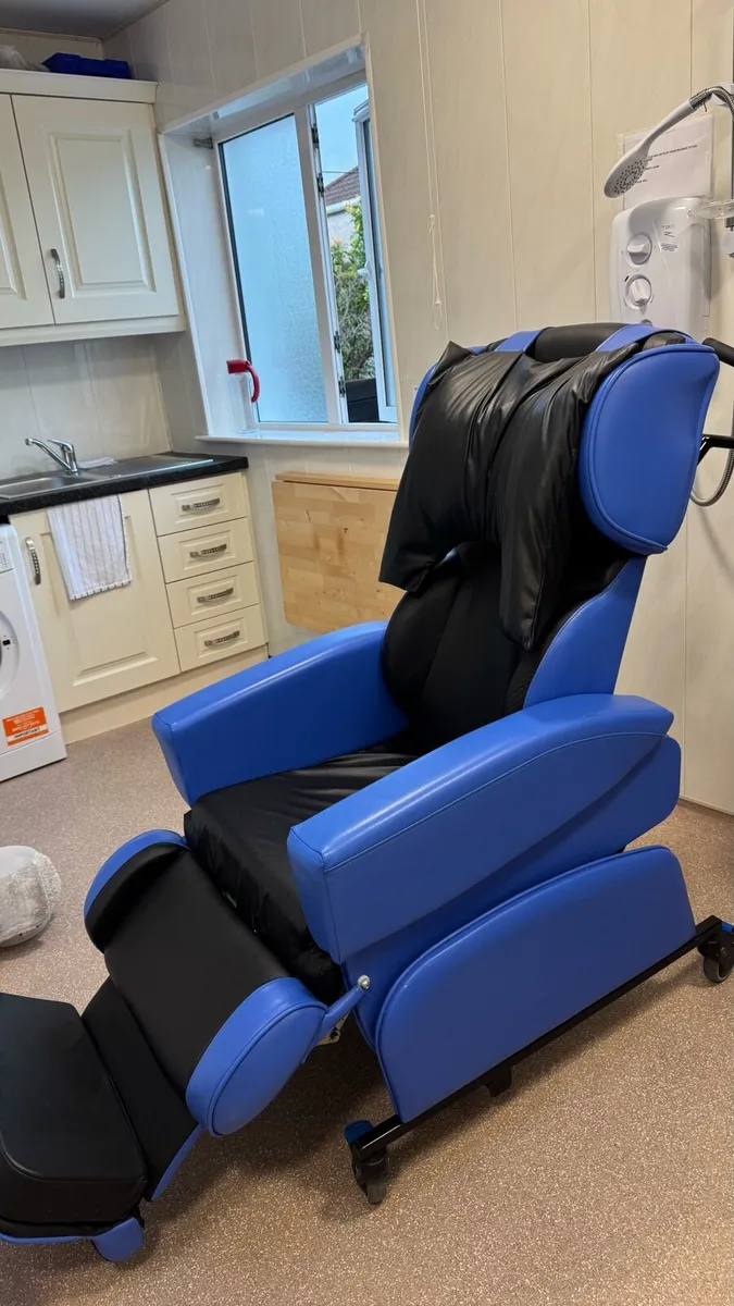 Chair - Image 4