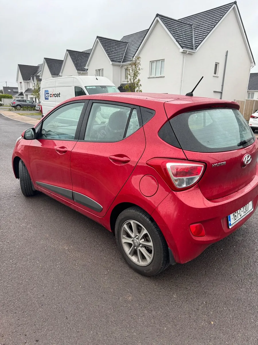 Hyundai i10 2016 - VERY LOW MILEAGE - Image 1