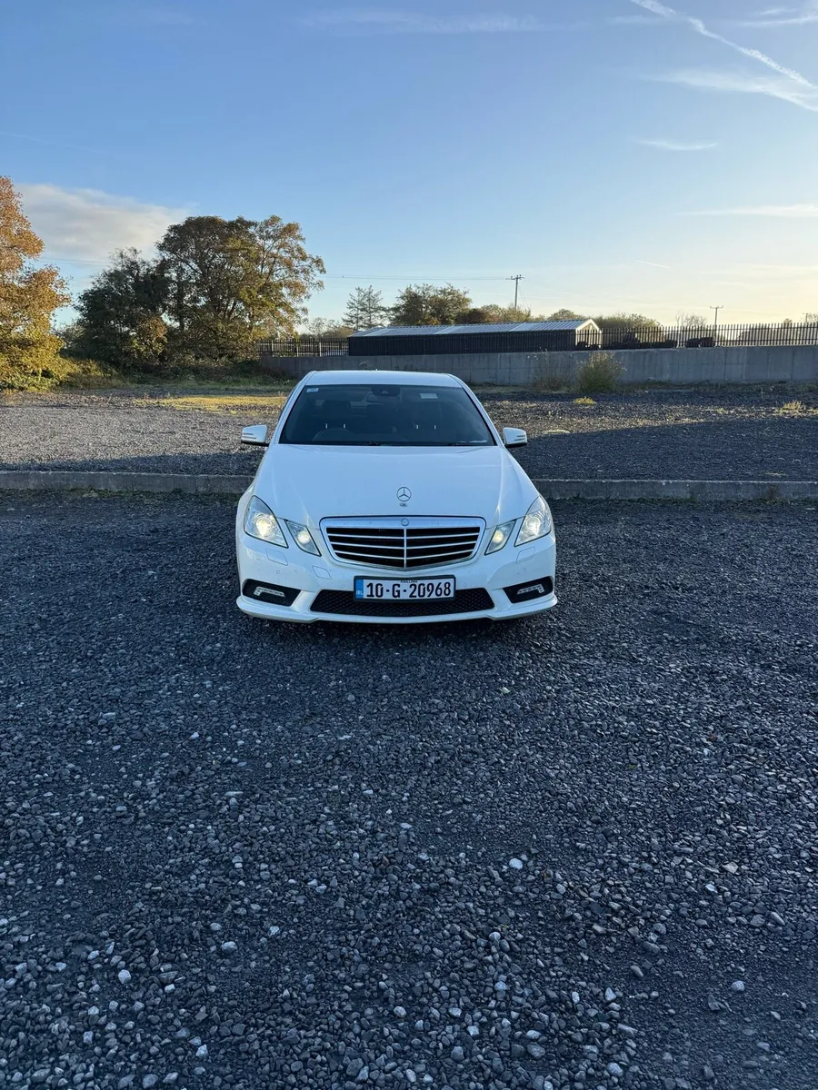 2010 Mercedes E Class E350 AMG - Image 3
