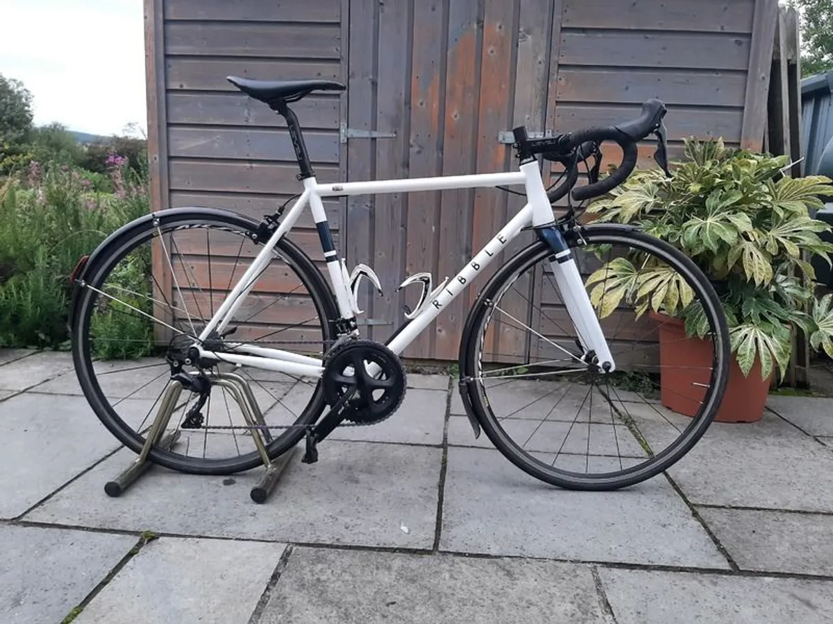 Ribble road bike medium - Image 1