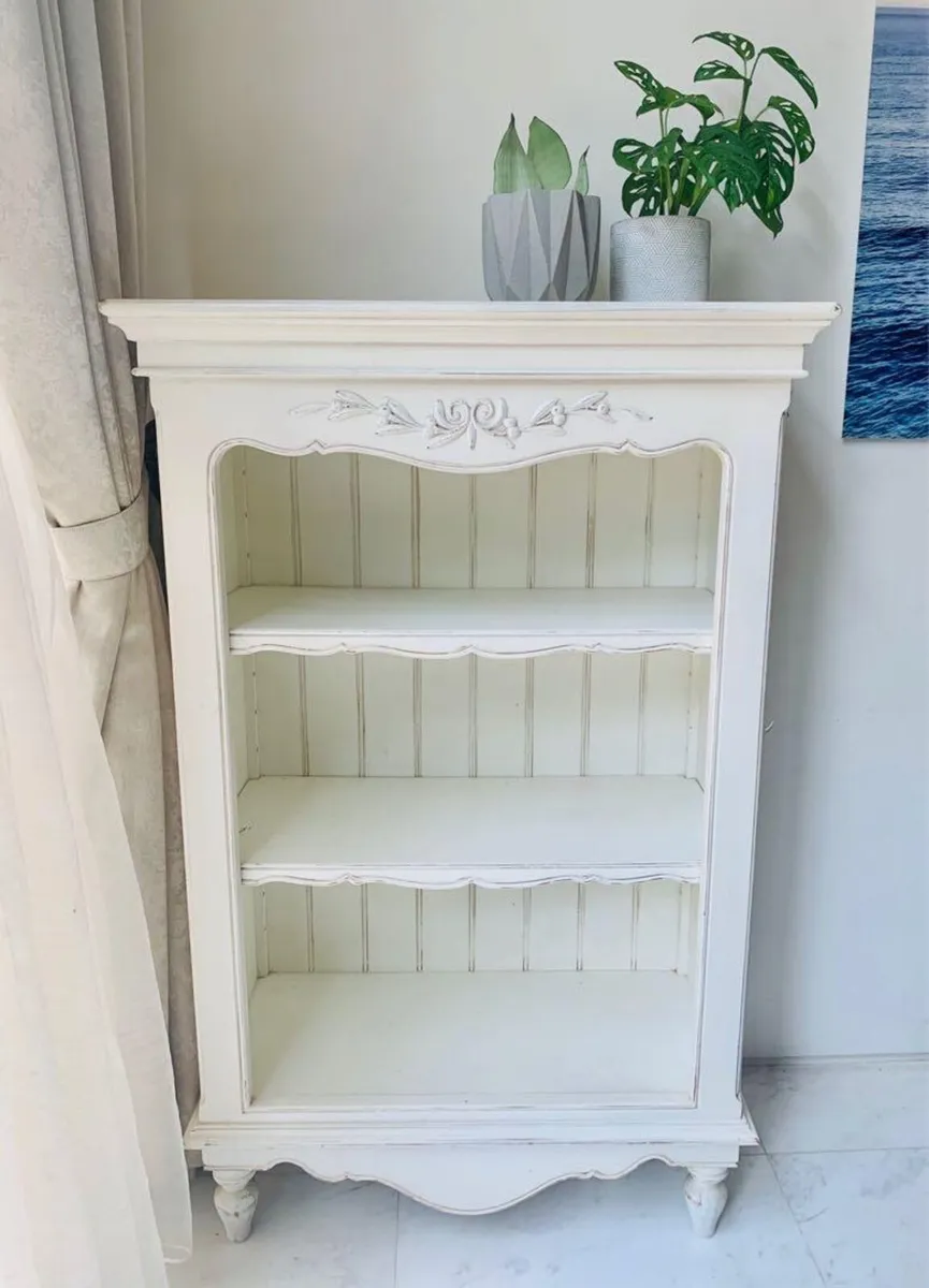 French White Antique Finish Bookshelf