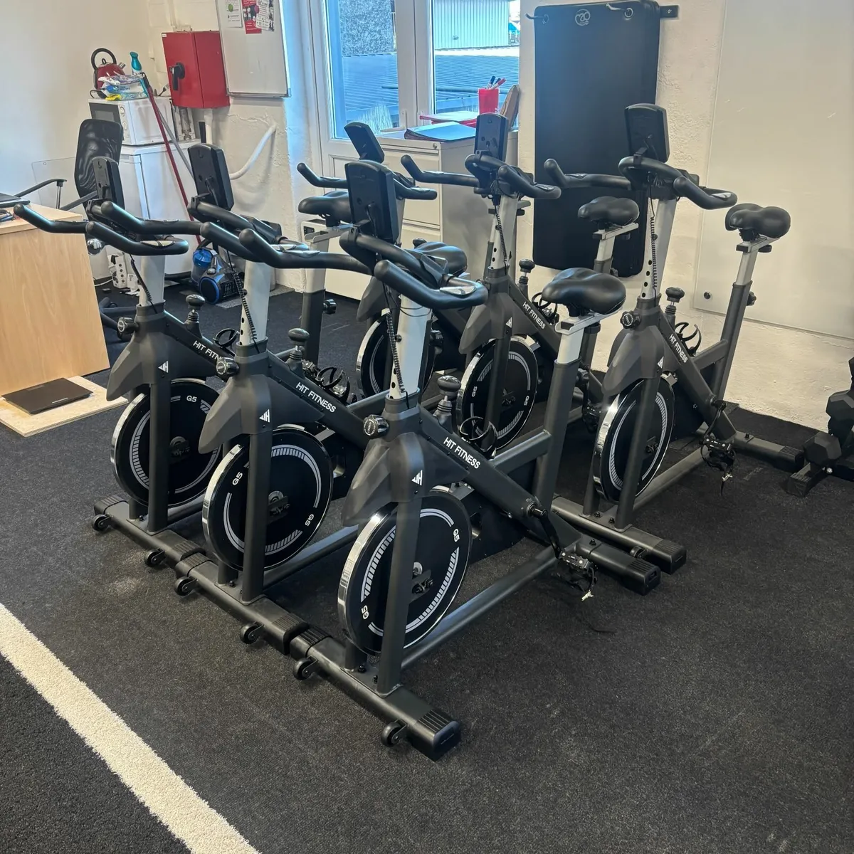 6x G5 HIT FITNESS SPIN BIKES - Image 4