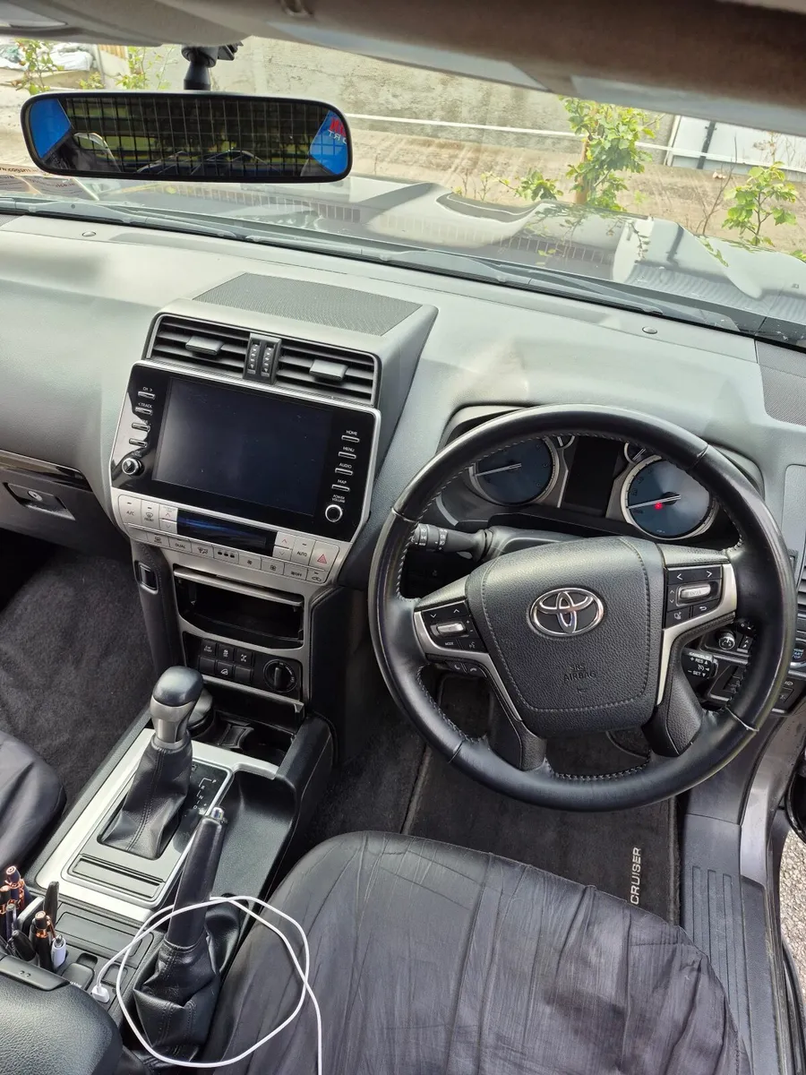 Toyota Land Cruiser 2023 - Image 2
