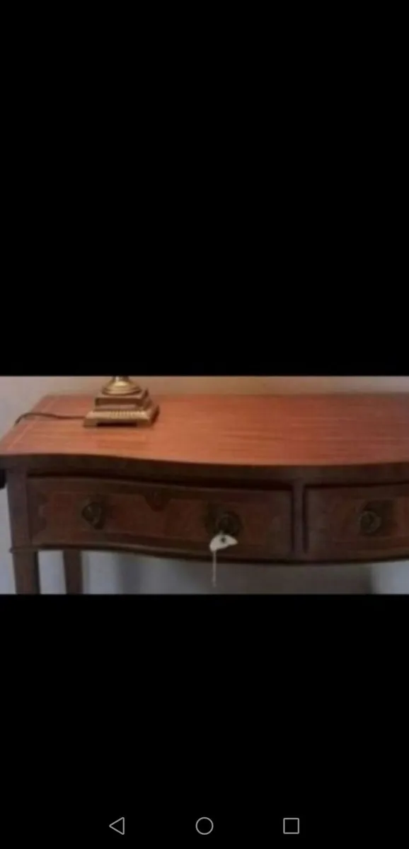 Console Table - Image 2