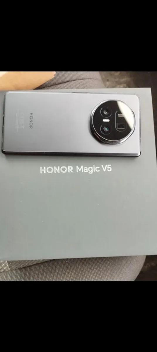 honor magic v5 - Image 1