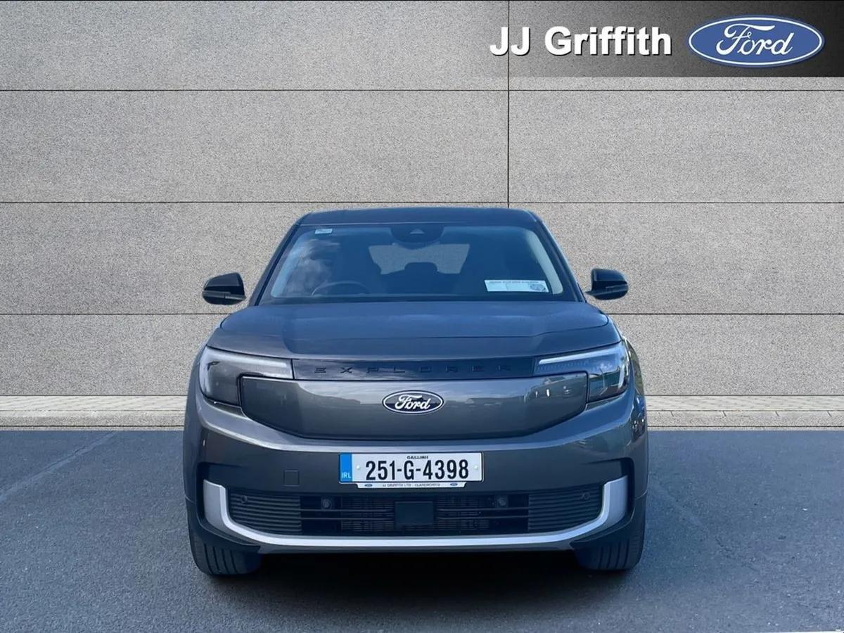 Ford Explorer Select 77kwh Extended Range RWD - Image 4