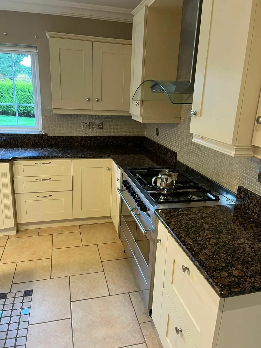 Kitchen - Image 2