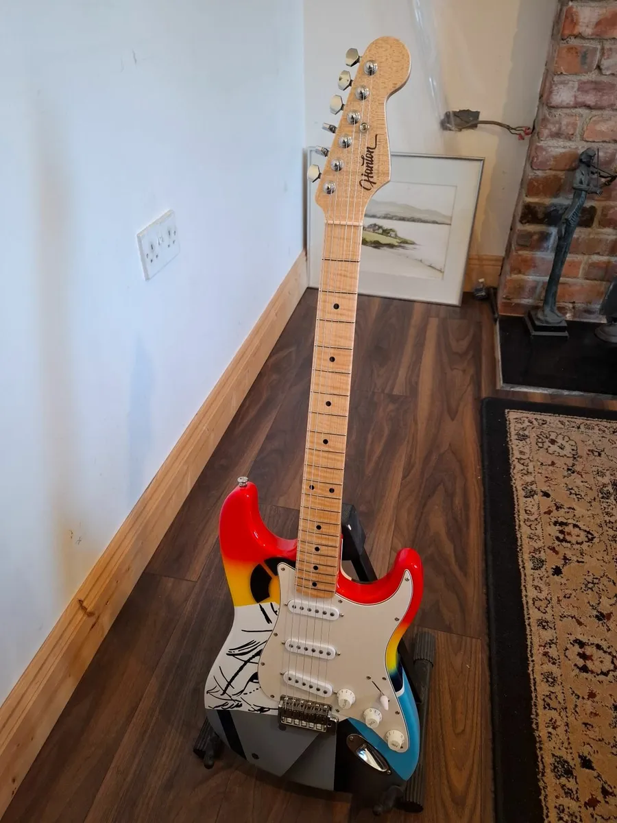 Electric guitar - Image 3