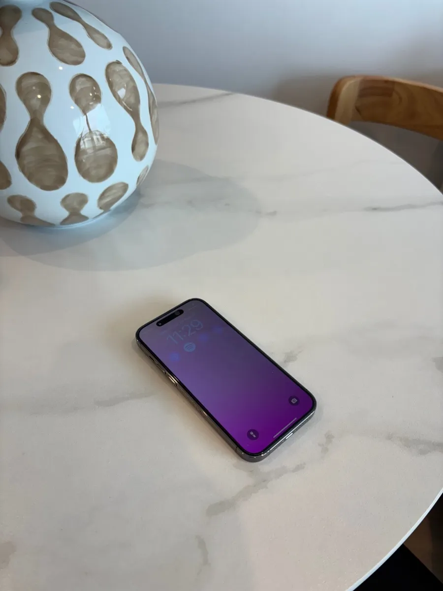 iPhone 14 Pro - Image 2