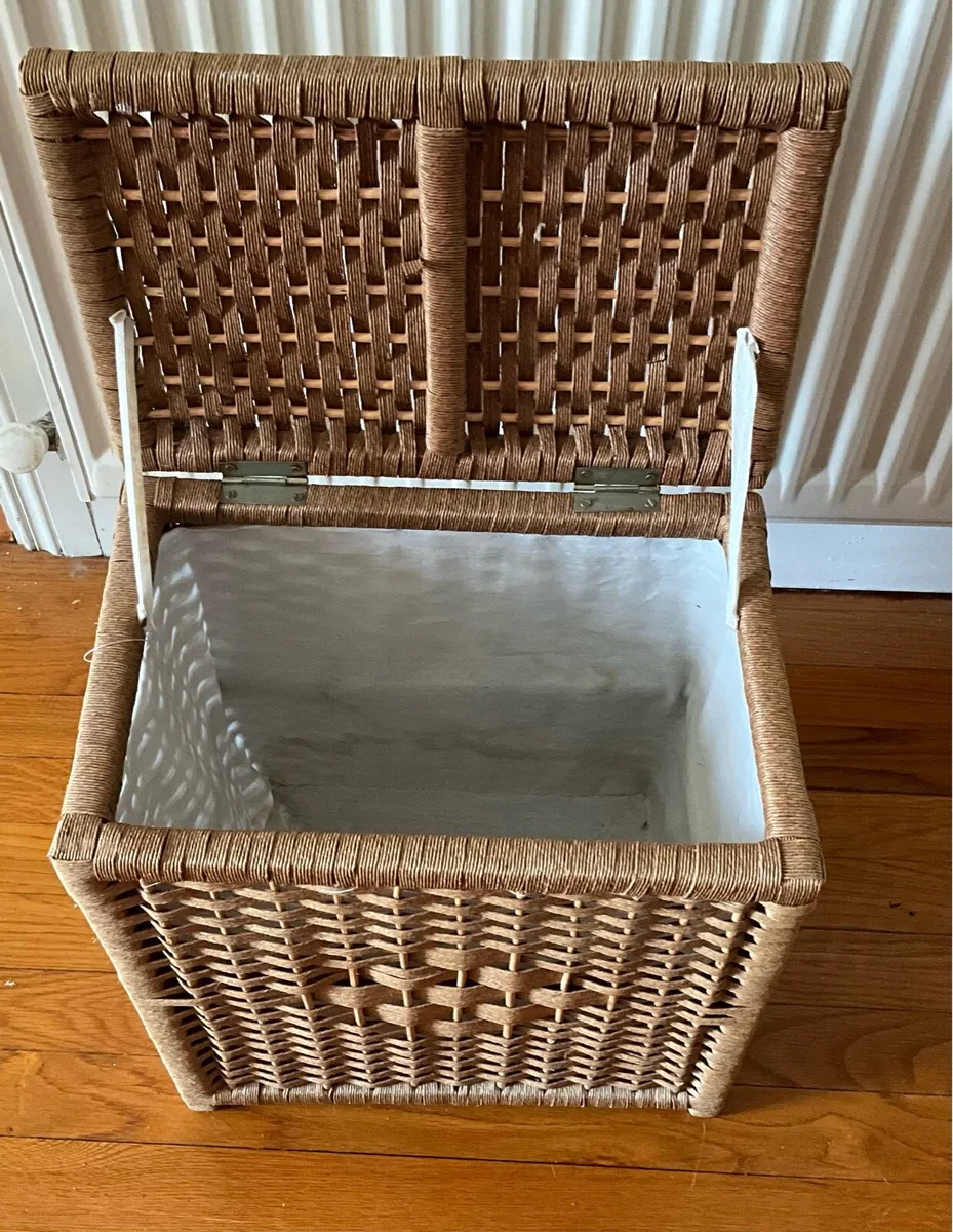 Wicker Storage Laundry/Storage Basket - Image 3