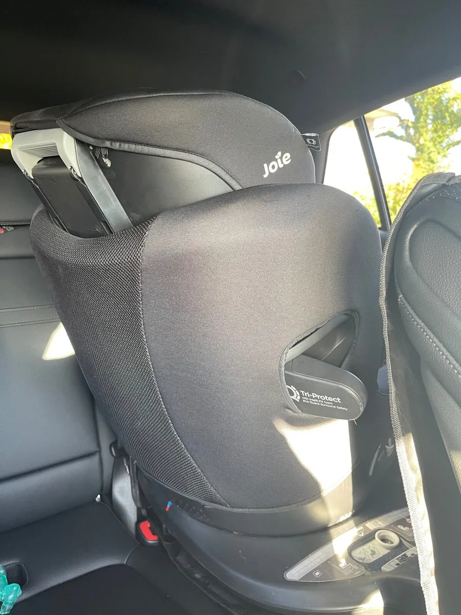 Joie 360 spin car seat - Image 4