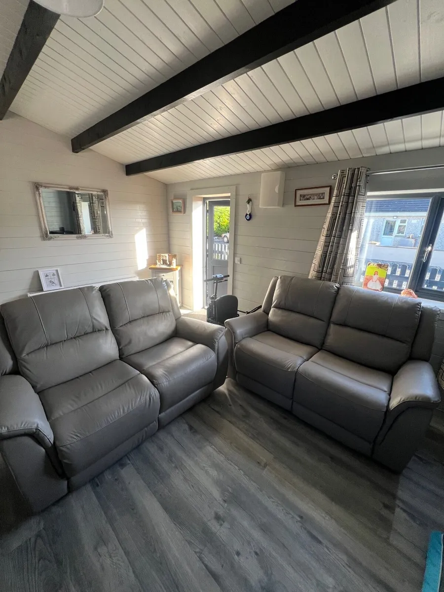 2 electric recliner leather sofas - Image 2