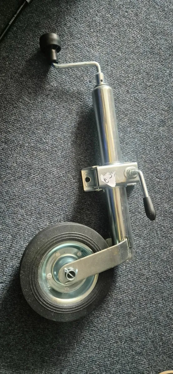 Stubs €89 pair jockey wheel with clamp €29 - Image 2