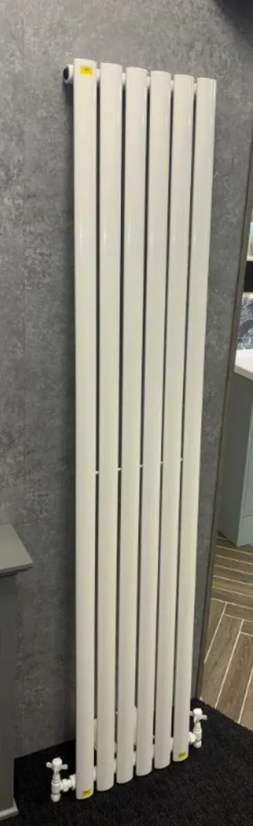 ONLY 3 IN STOCK - Vertical Rad & Valves- WHITE - Image 3