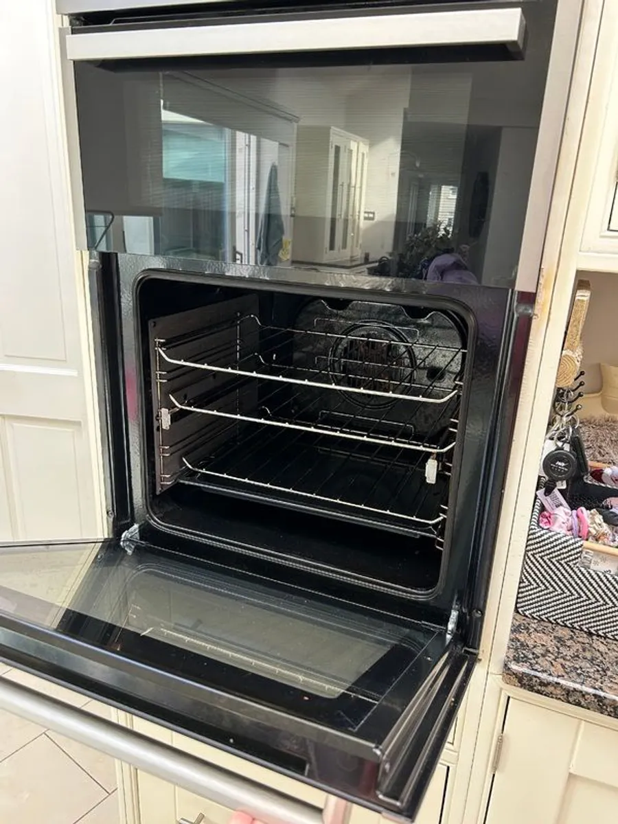 Oven - Image 2