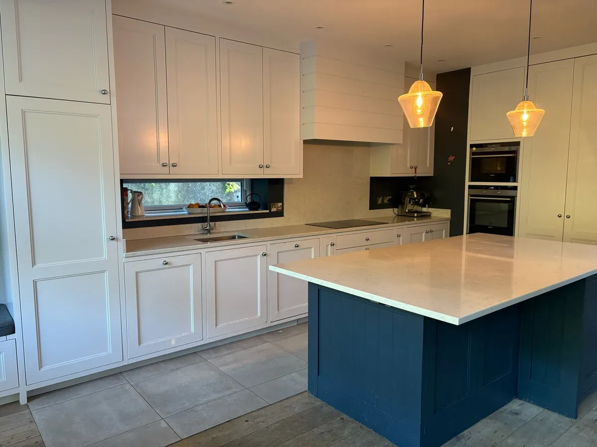 Hand painted kitchen - Image 1