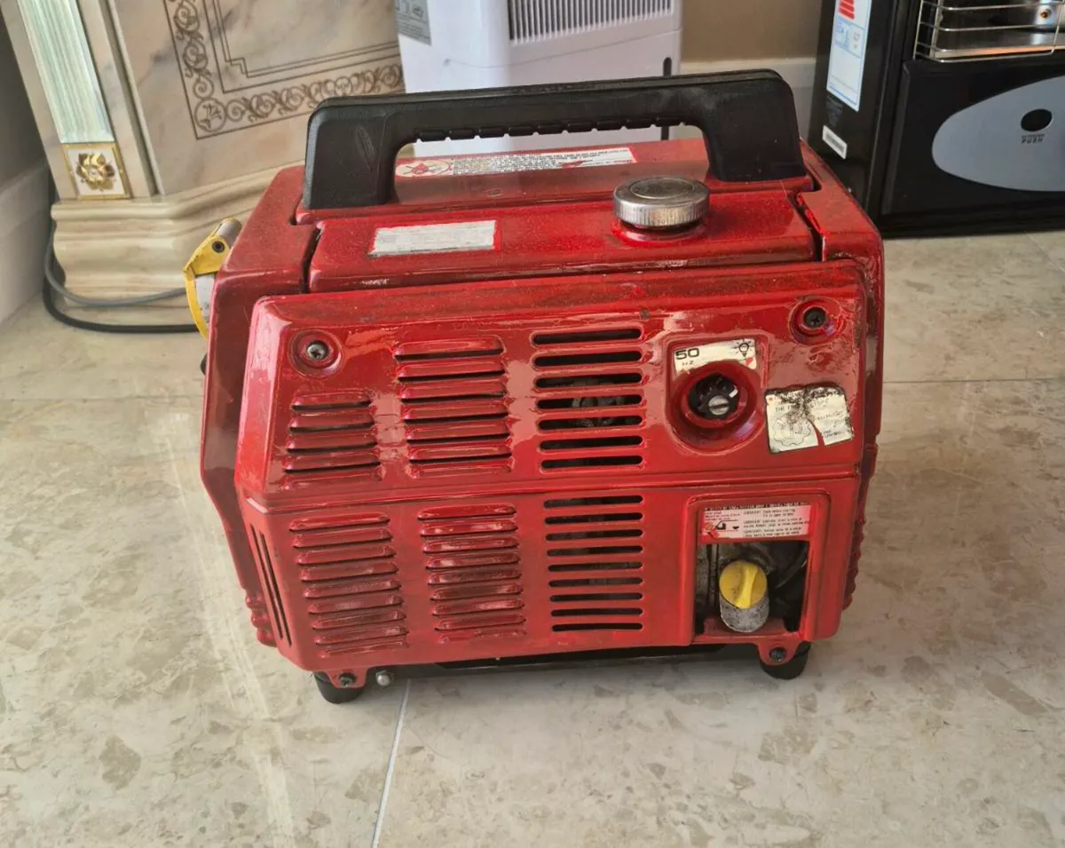 HONDA EX500 PETROL PORTABLE GENERATOR. 110V WORKIN - Image 2