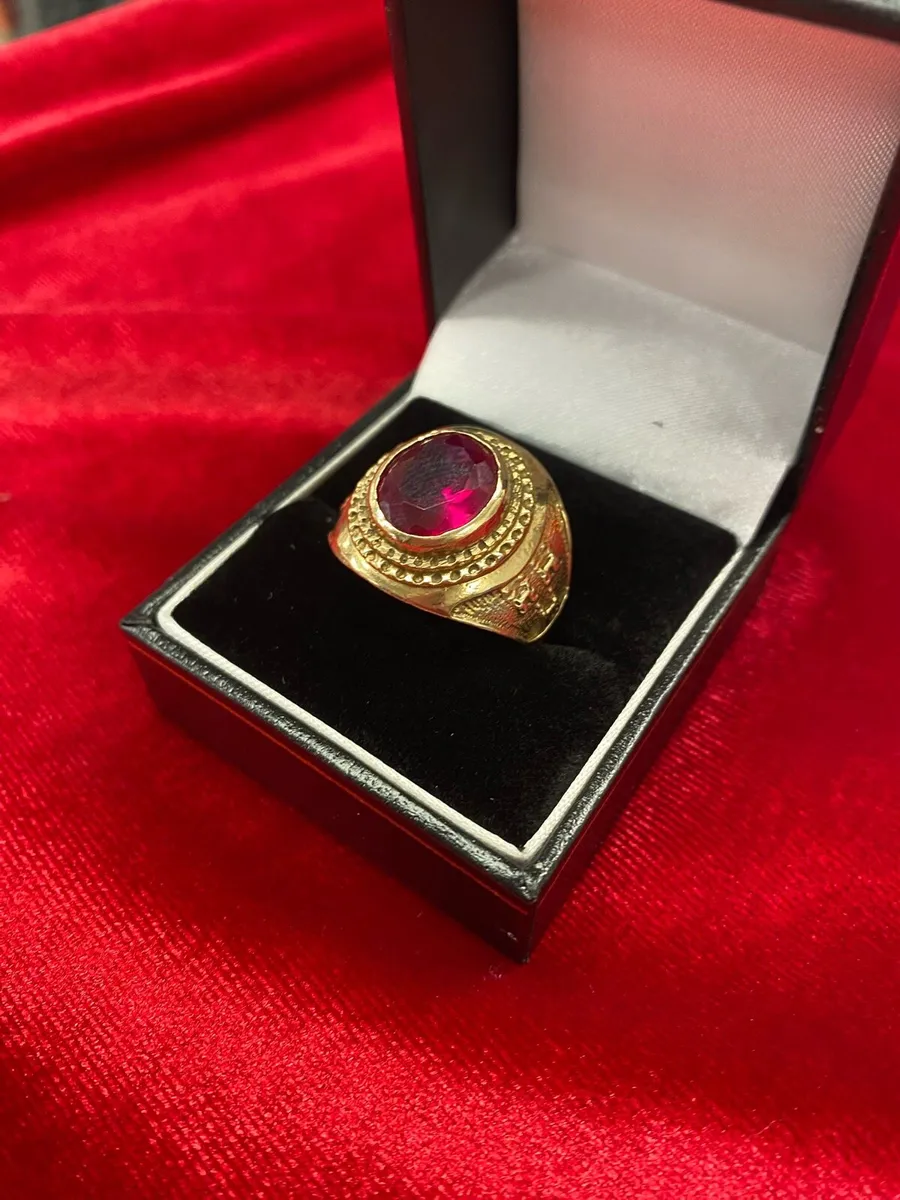 9k Gold College Ring 9ct - Image 1