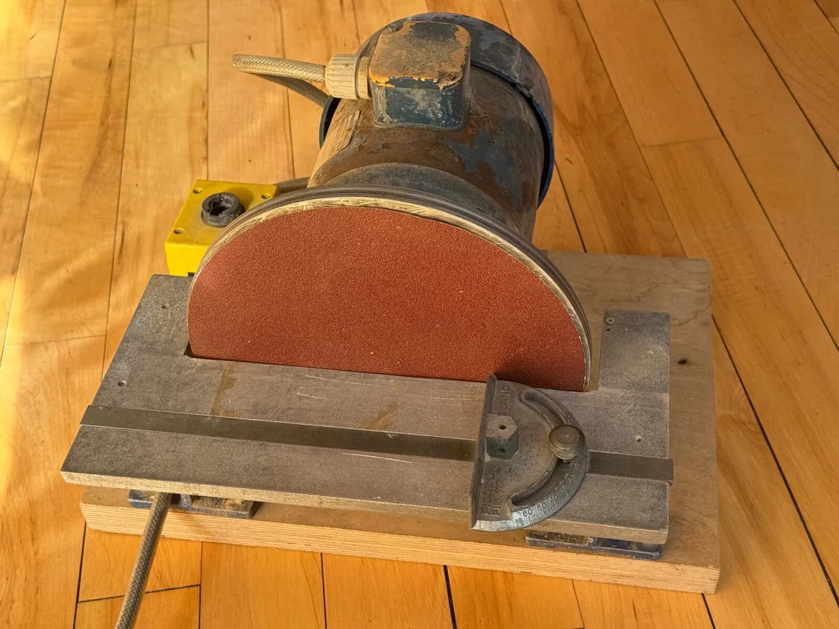 250mm disc sander - Image 1