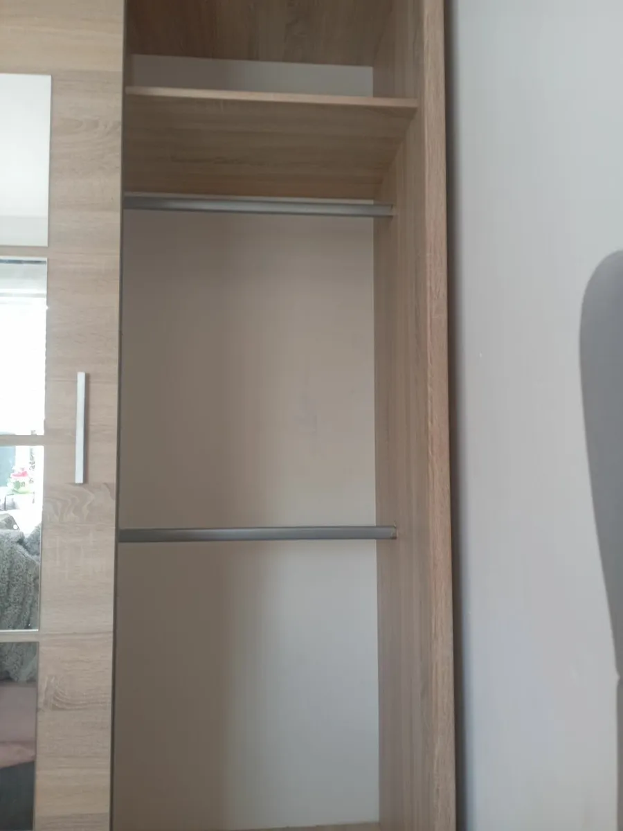 Wardrobe - Image 2