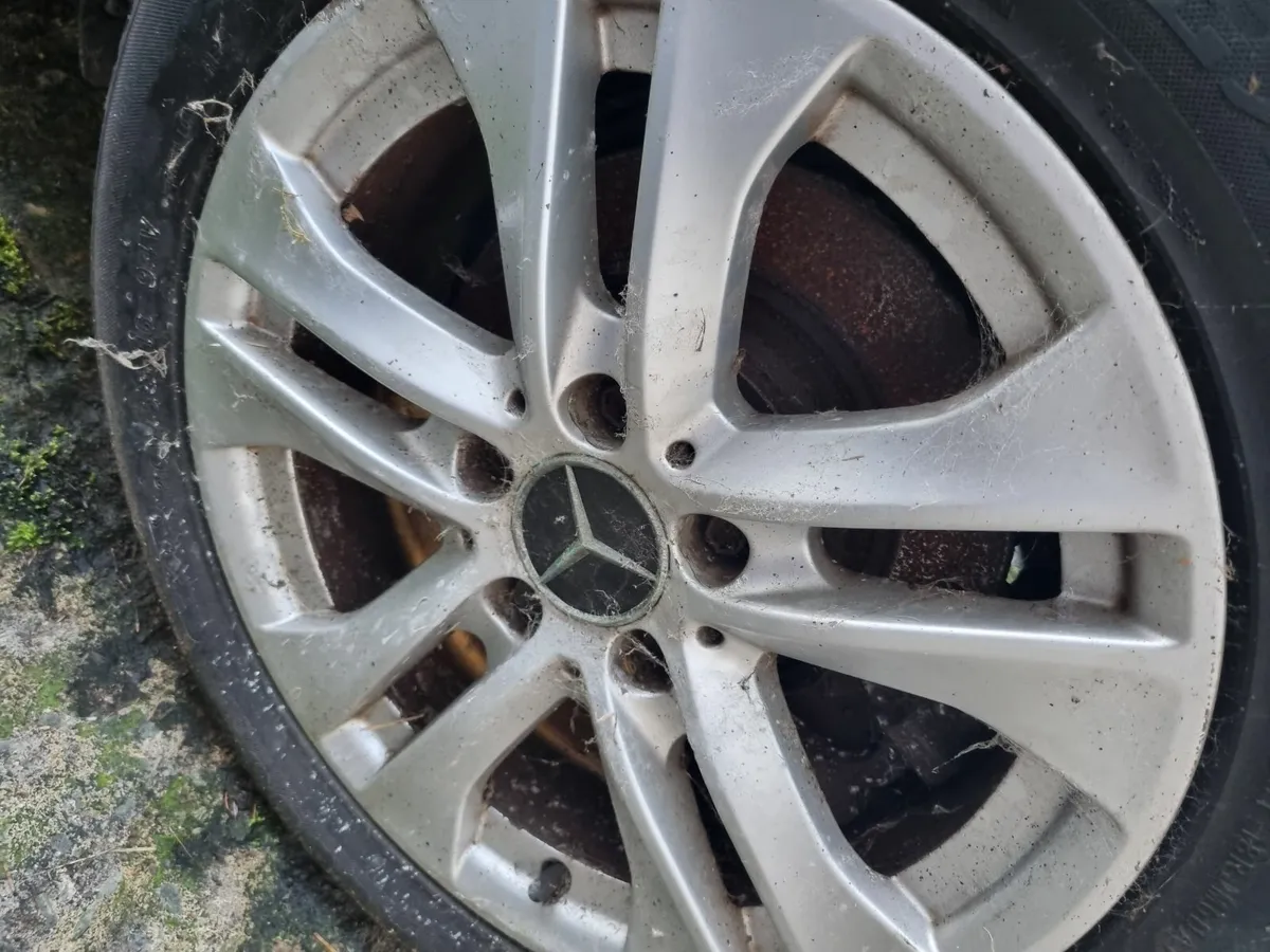 Mercedes-Benz C-Class 2012 - Image 4