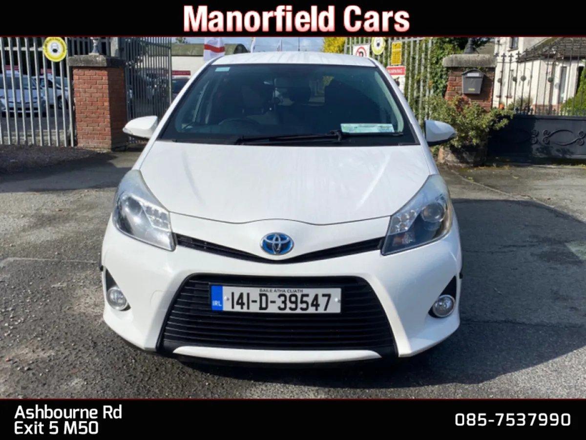2014 Toyota Yaris Icon+ 1.5 Petrol Hybrid Auto - Image 3