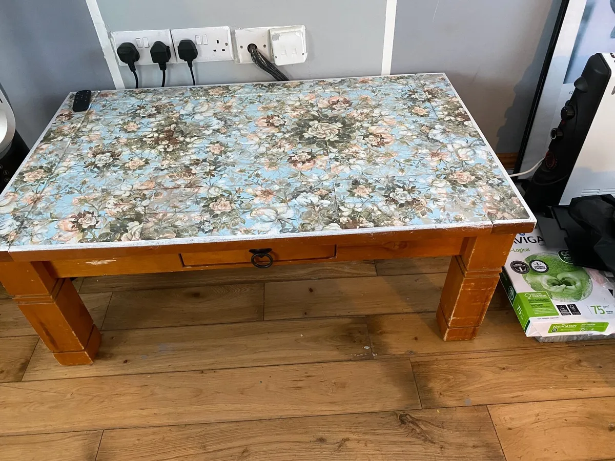 Coffee table - Image 2