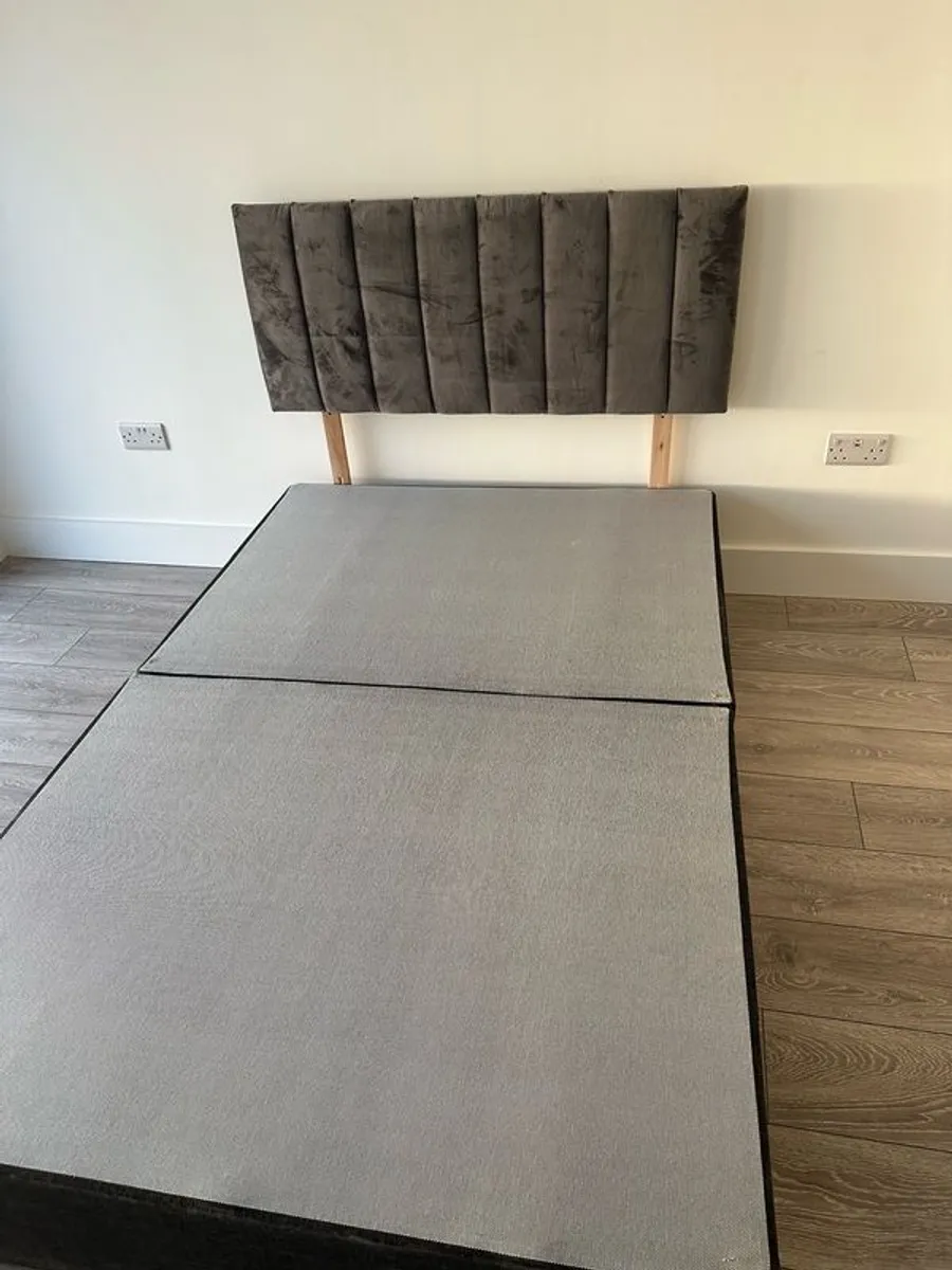 Double bed - Image 2