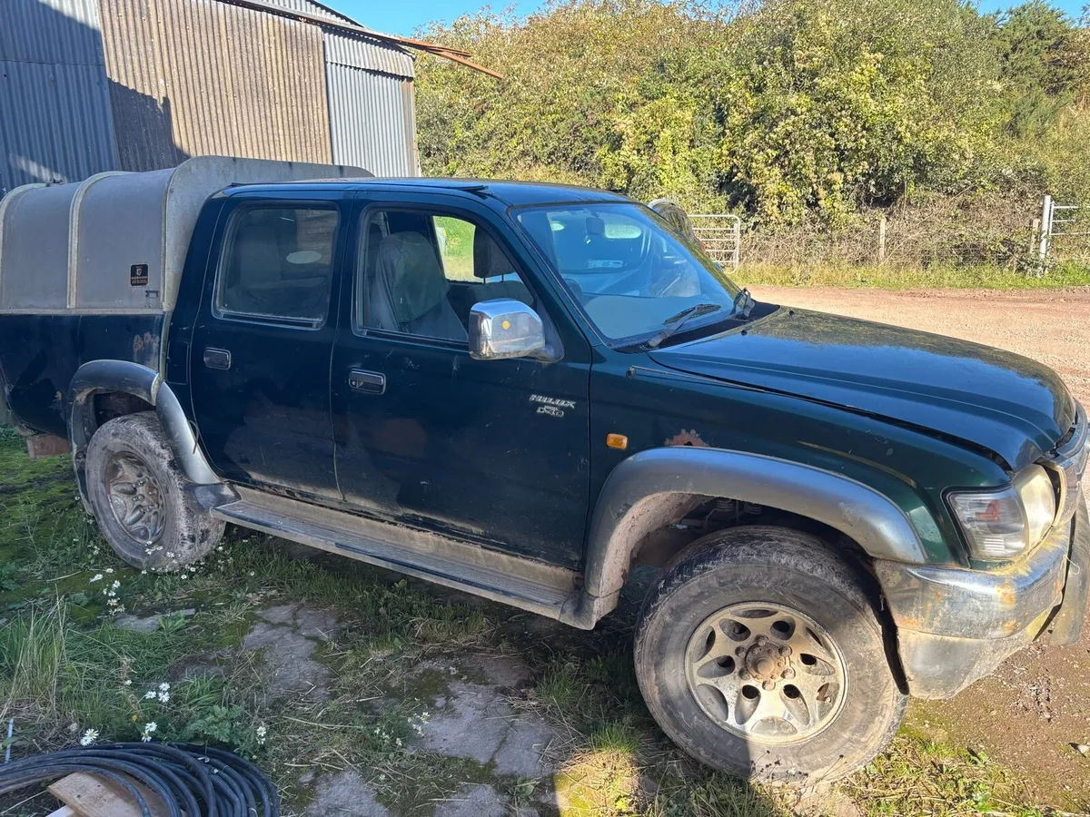 Toyota hilux - Image 2
