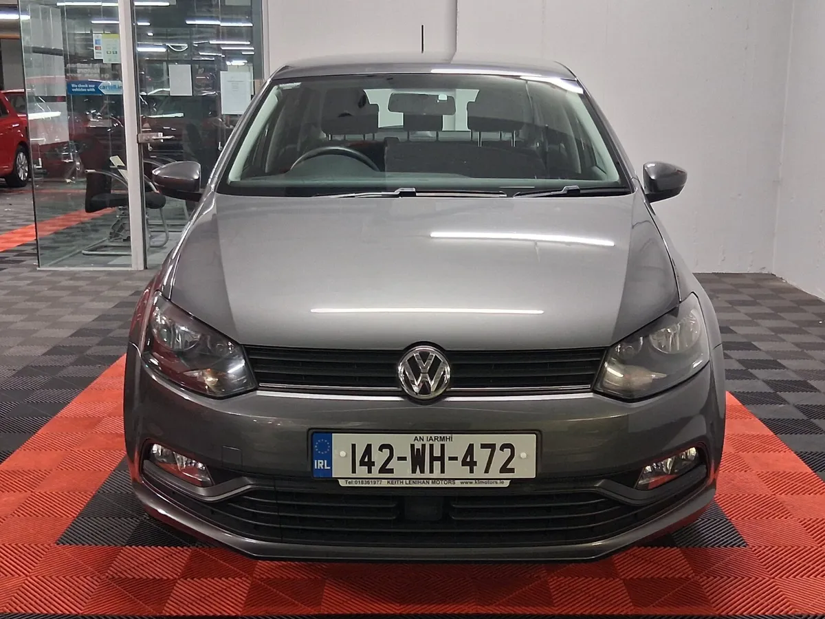 2014 Volkswagen Polo **LOW KLMS** - Image 2