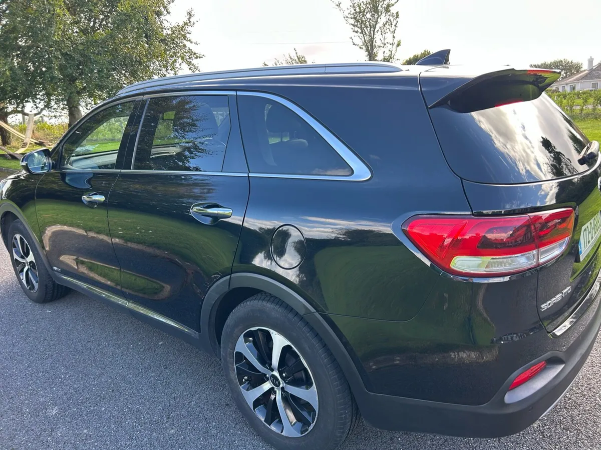 kia  7 seater diesel - Image 4
