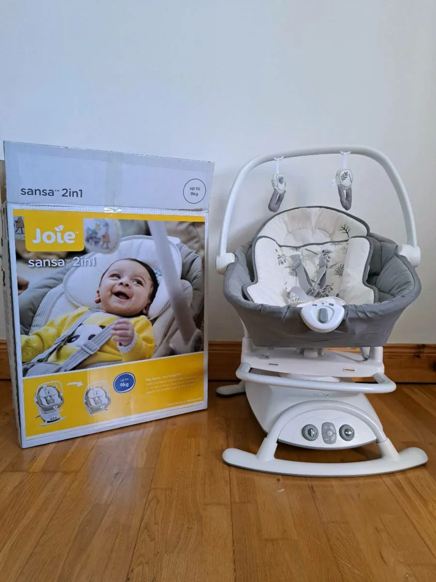 JOIE SANSA 2 IN 1 BABY ROCKER - Image 1