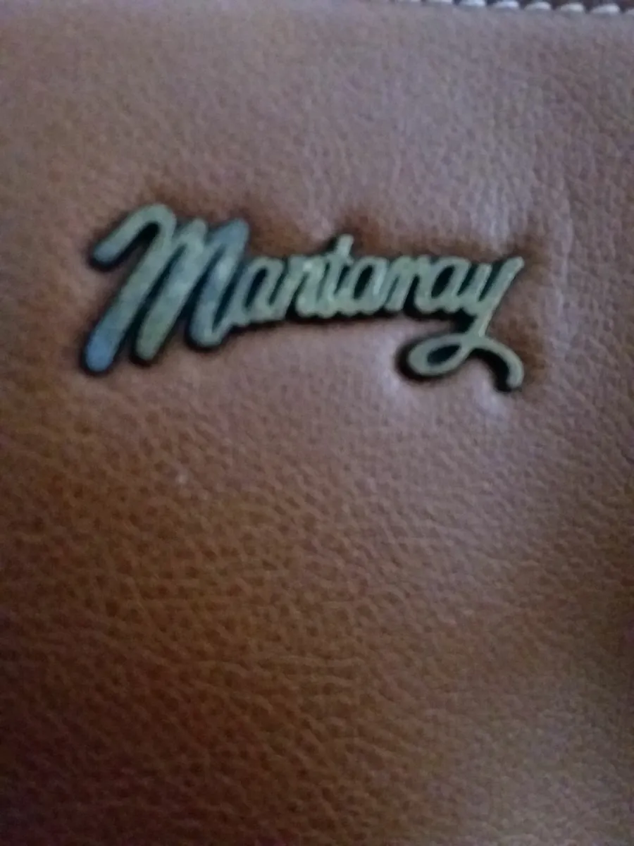 Ovrrsize MANTARAY Leather style tan bag - Image 2