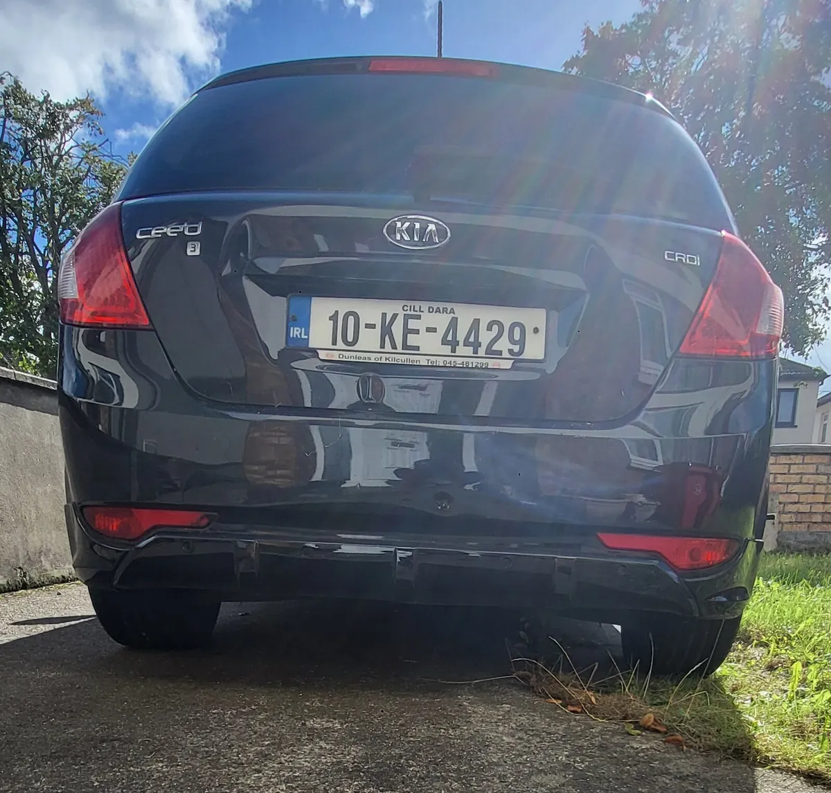 Kia Ceed Automatic - Image 1