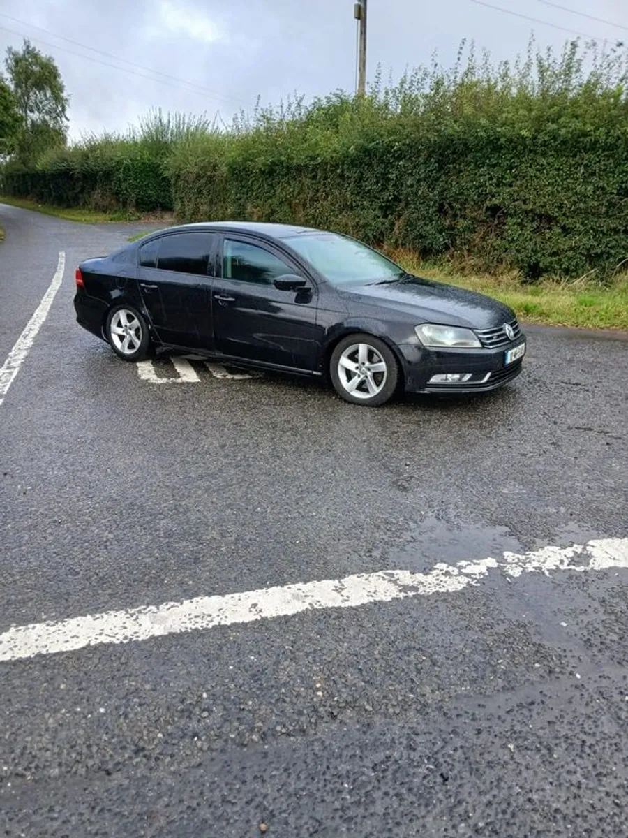 2012 Volkswagen Passat 1.6 Tdi - Image 1