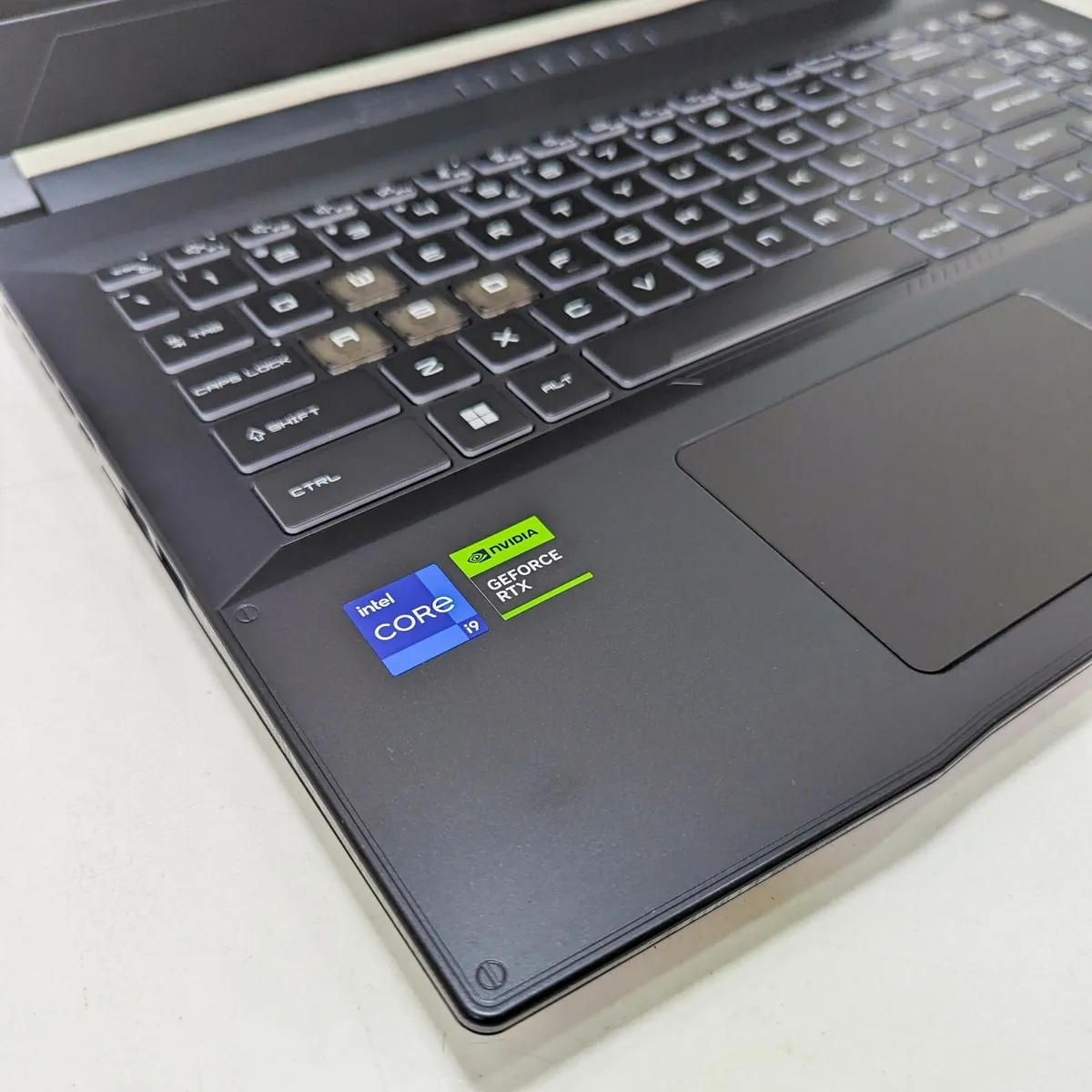 MSI Katana Gaming Laptop i9-13900H RTX 4070 144Hz - Image 3