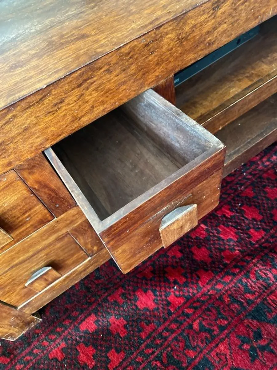 TV Table - Image 3