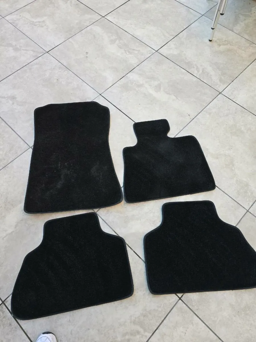 Bmw X5 G05 floor mats - Image 1