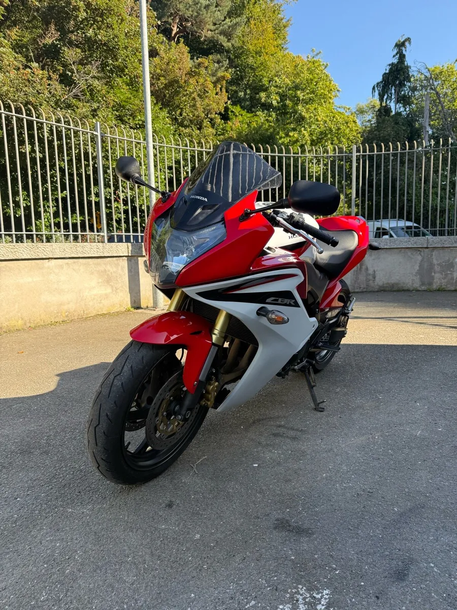 HONDA CBR600f - Image 1