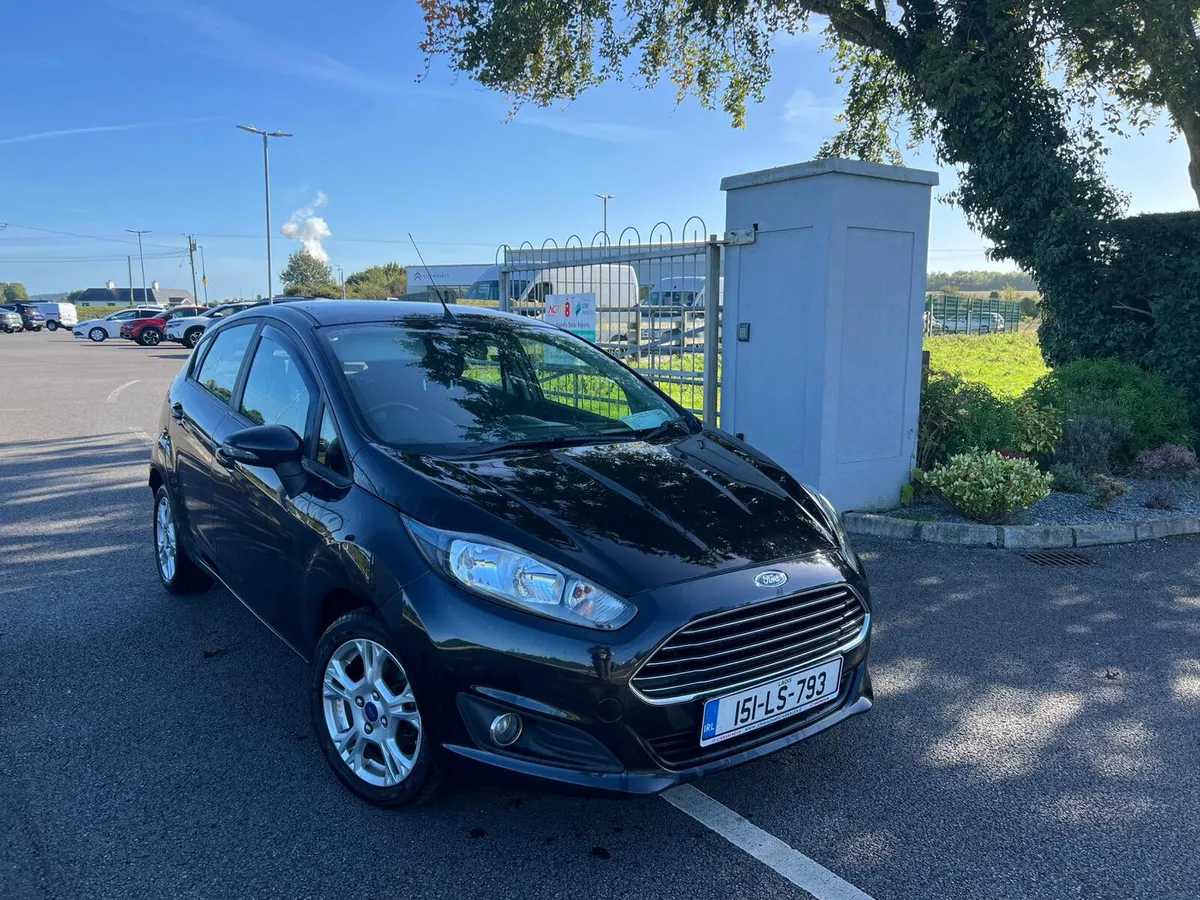 Ford Fiesta Zetec 2015 - Image 1