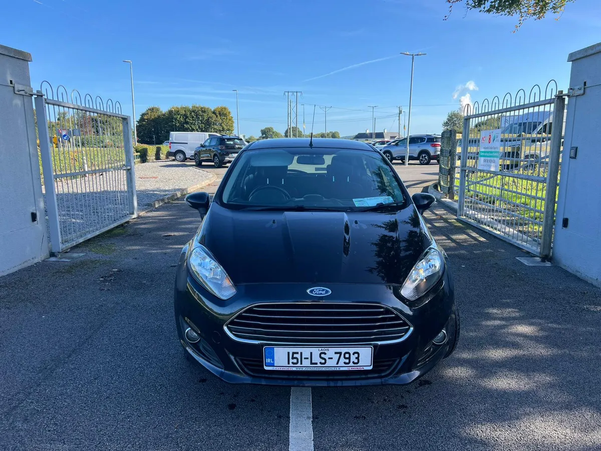 Ford Fiesta Zetec 2015 - Image 2