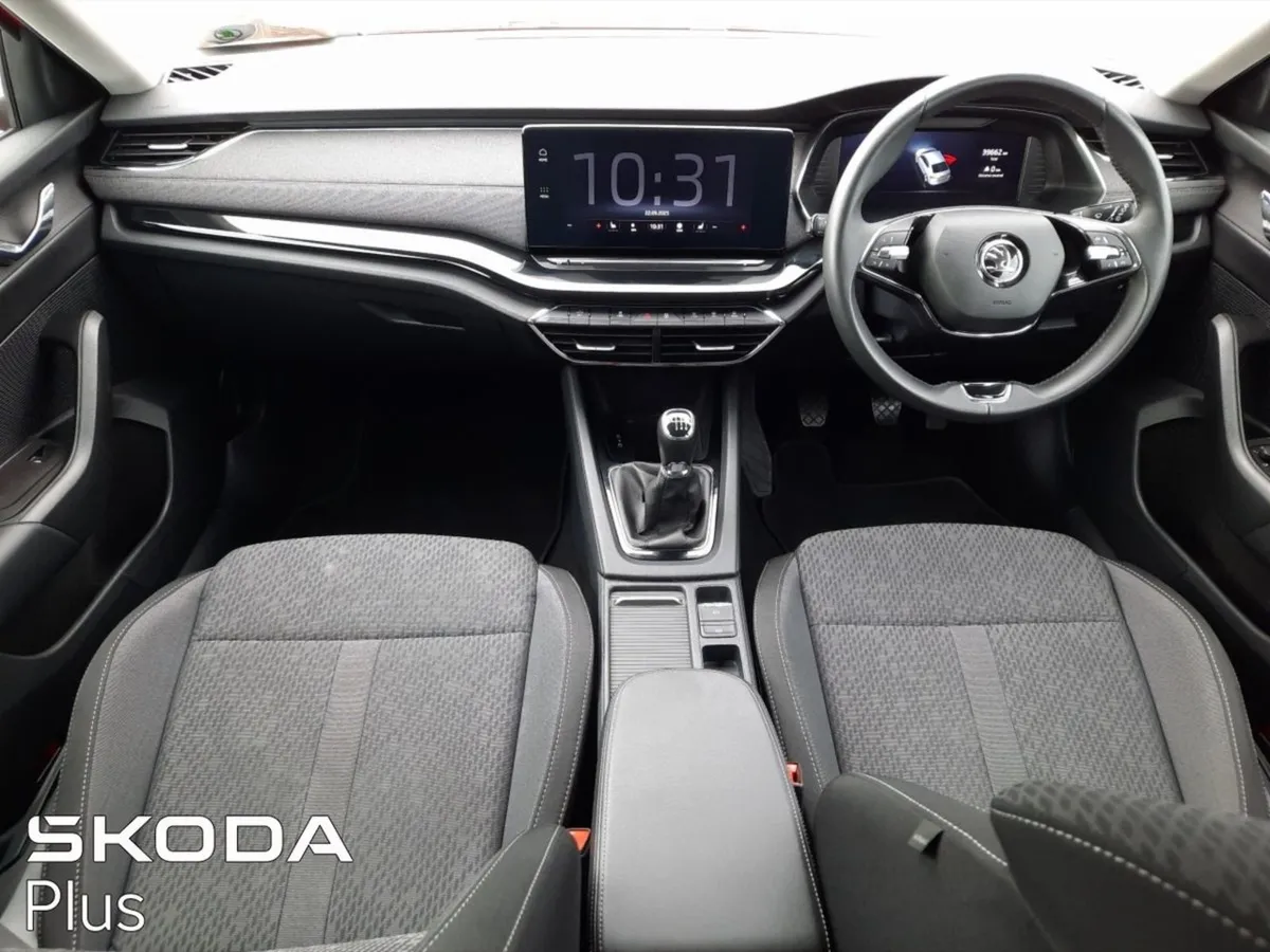 Skoda Octavia Style 2.0tdi 115HP - Image 3